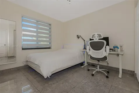 5235 SW 38th Avenue Hollywood FL 33312