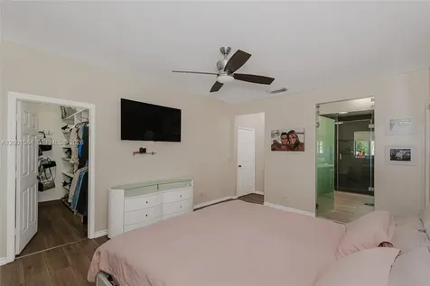5235 SW 38th Avenue Hollywood FL 33312