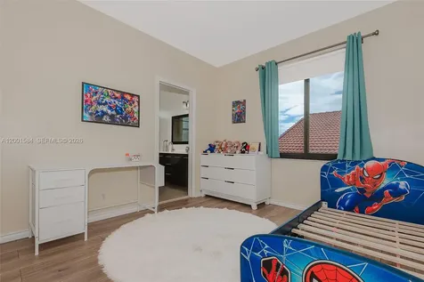 5235 SW 38th Avenue Hollywood FL 33312