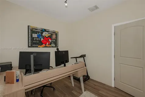 5235 SW 38th Avenue Hollywood FL 33312