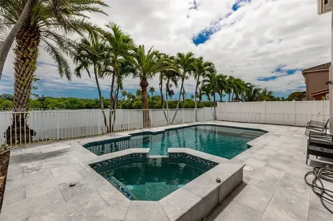 5235 SW 38th Avenue Hollywood FL 33312