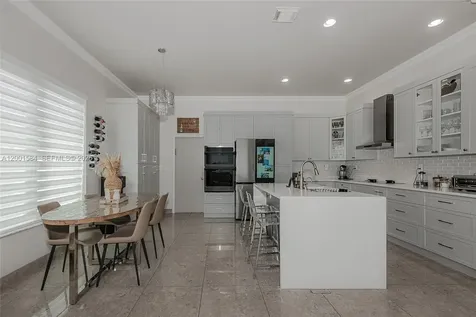 5235 SW 38th Avenue Hollywood FL 33312