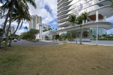 175 SE 25 Road Miami FL 33129