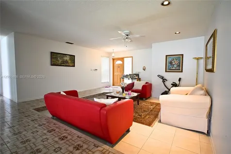 13931 SW 105th Street Miami FL 33186