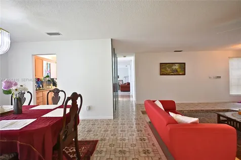 13931 SW 105th Street Miami FL 33186