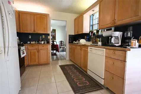 13931 SW 105th Street Miami FL 33186