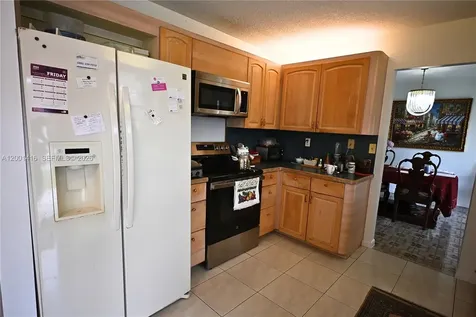 13931 SW 105th Street Miami FL 33186