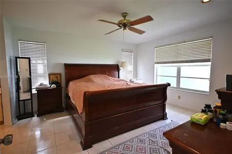 13931 SW 105th Street Miami FL 33186
