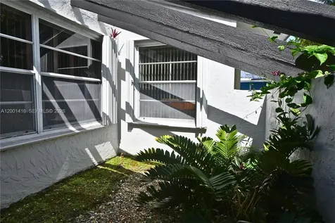 13931 SW 105th Street Miami FL 33186