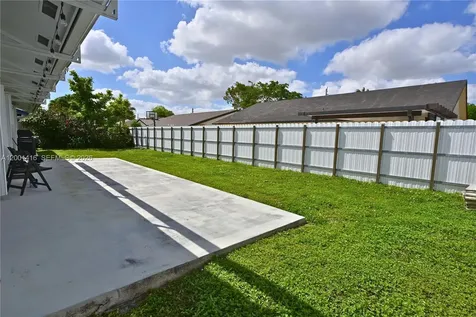 13931 SW 105th Street Miami FL 33186