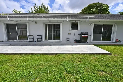 13931 SW 105th Street Miami FL 33186