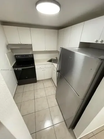 606 W 81st Street Hialeah FL 33014