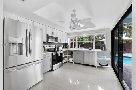 5800 NE 18th Avenue Fort Lauderdale FL 33334