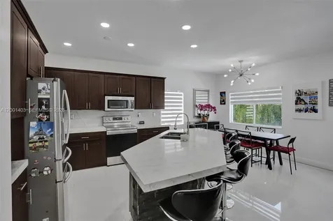 10231 SW 227th Lane Cutler Bay FL 33190
