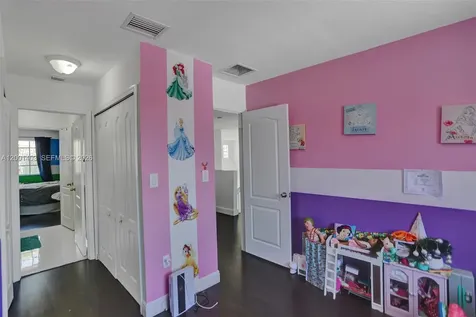 10231 SW 227th Lane Cutler Bay FL 33190