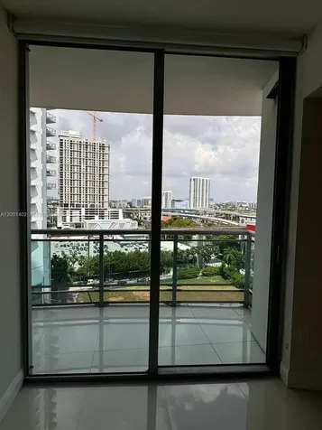 350 S Miami Avenue Miami FL 33130
