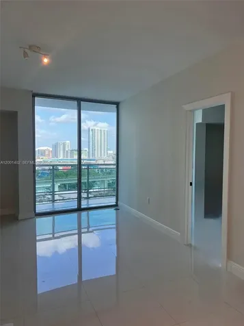 350 S Miami Avenue Miami FL 33130