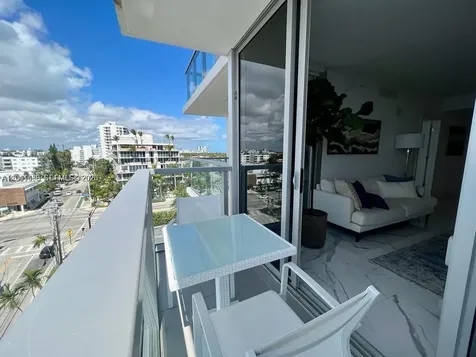 9521 E Bay Harbor Drive Bay Harbor Islands FL 33154