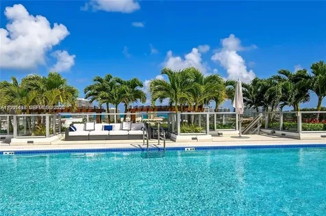 9521 E Bay Harbor Drive Bay Harbor Islands FL 33154