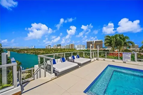 9521 E Bay Harbor Drive Bay Harbor Islands FL 33154