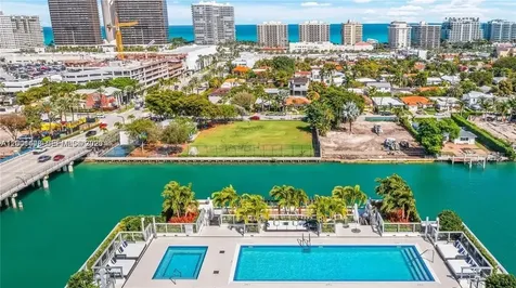 9521 E Bay Harbor Drive Bay Harbor Islands FL 33154