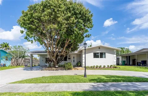 5040 SW 94th Terrace Cooper City FL 33328