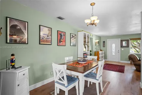 5040 SW 94th Terrace Cooper City FL 33328