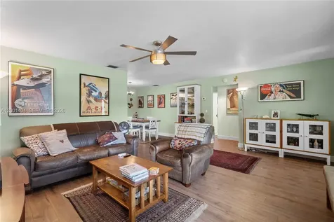 5040 SW 94th Terrace Cooper City FL 33328