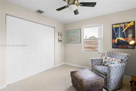 5040 SW 94th Terrace Cooper City FL 33328