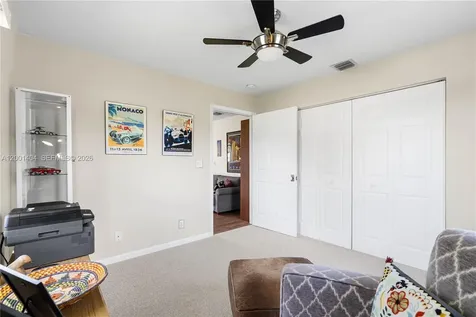 5040 SW 94th Terrace Cooper City FL 33328