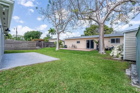 5040 SW 94th Terrace Cooper City FL 33328