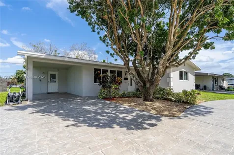 5040 SW 94th Terrace Cooper City FL 33328