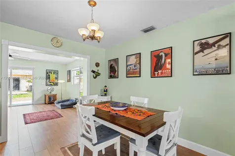 5040 SW 94th Terrace Cooper City FL 33328