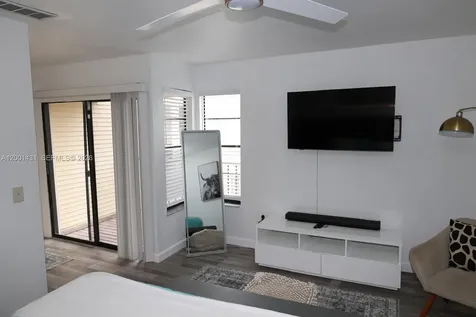 1569 Shaker Circle Wellington FL 33414