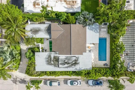 7501 W Adventure Avenue North Bay Village FL 33141