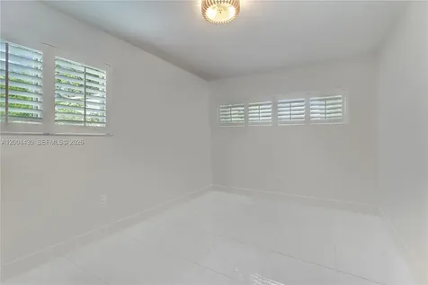 7501 W Adventure Avenue North Bay Village FL 33141