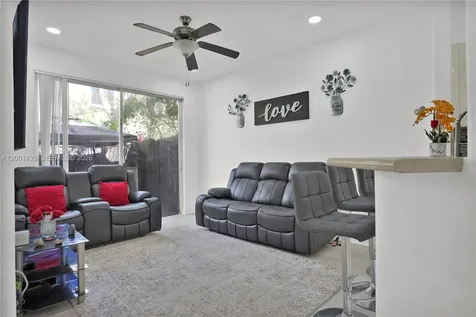 1432 SE 25th Avenue Homestead FL 33035