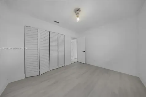 1320 NW 72nd Avenue Plantation FL 33313