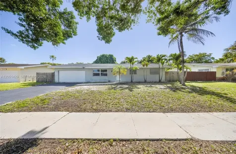 1320 NW 72nd Avenue Plantation FL 33313