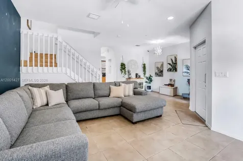 2851 W Prospect Road Tamarac FL 33309