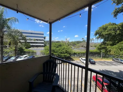 8245 Lake Drive Doral FL 33166