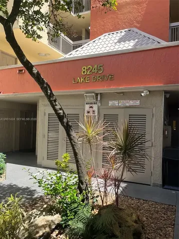 8245 Lake Drive Doral FL 33166