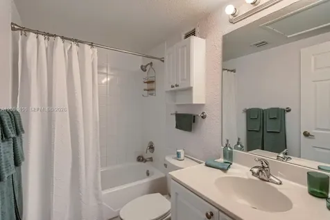 2501 S Ocean Drive Hollywood FL 33019