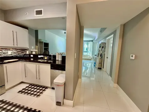 7355 SW 89th Street Miami FL 33156