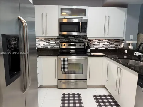 7355 SW 89th Street Miami FL 33156