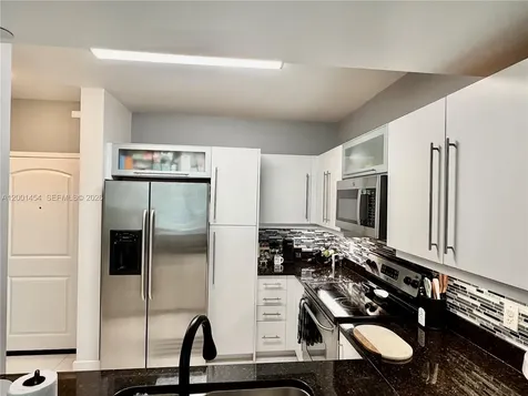7355 SW 89th Street Miami FL 33156