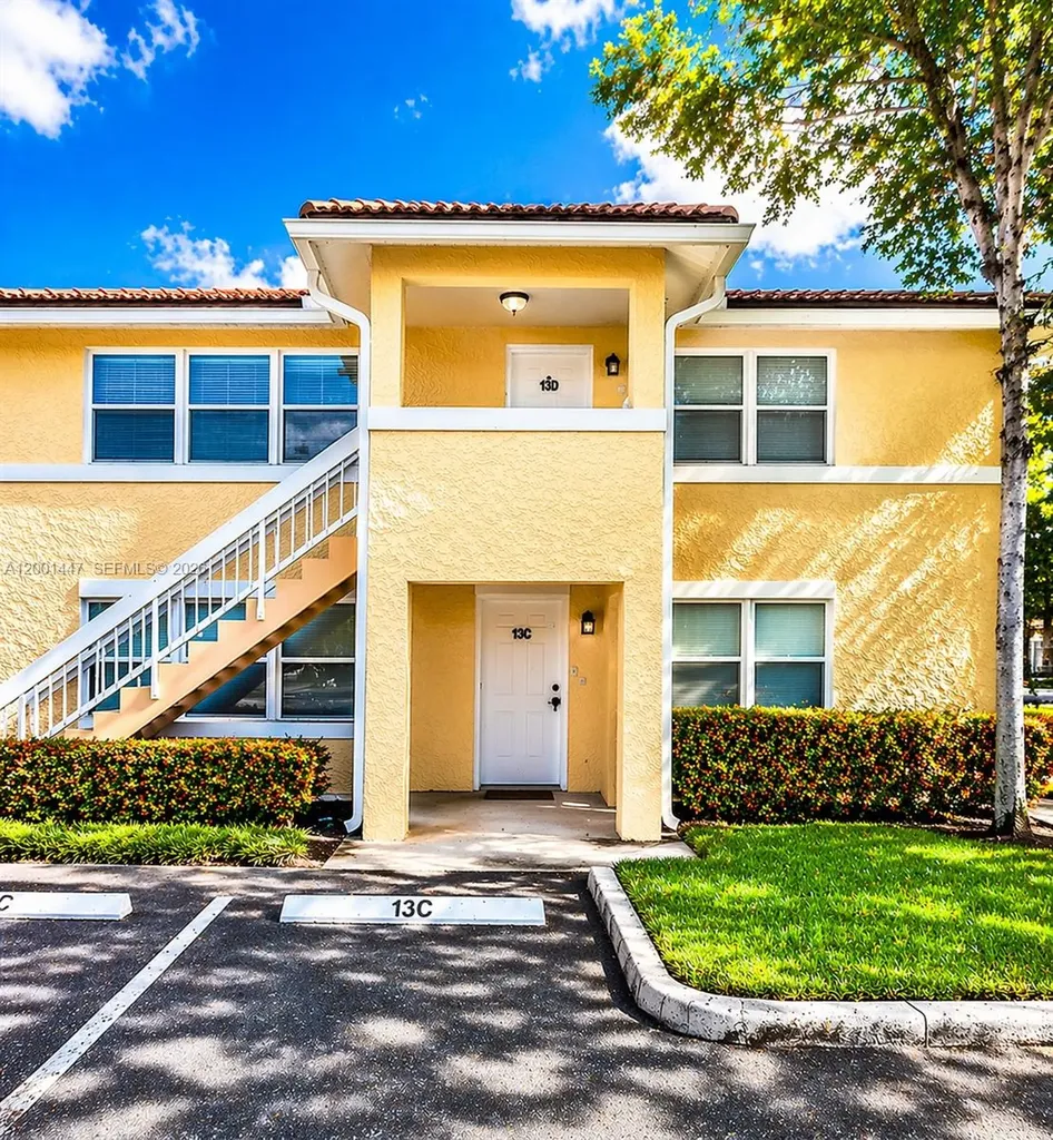 10176 Twin Lakes Drive Coral Springs FL 33071