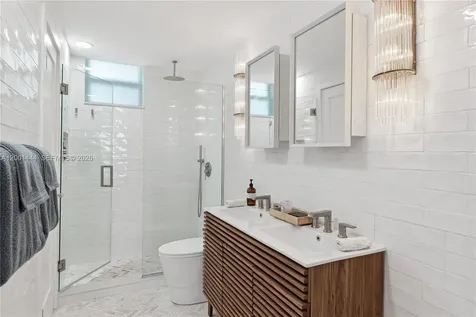 1670 Lincoln Court Miami Beach FL 33139