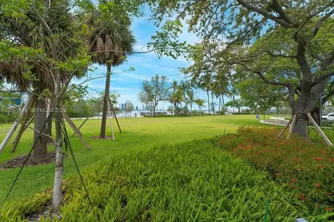 1670 Lincoln Court Miami Beach FL 33139