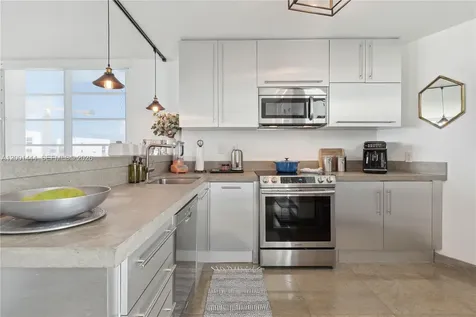 1670 Lincoln Court Miami Beach FL 33139